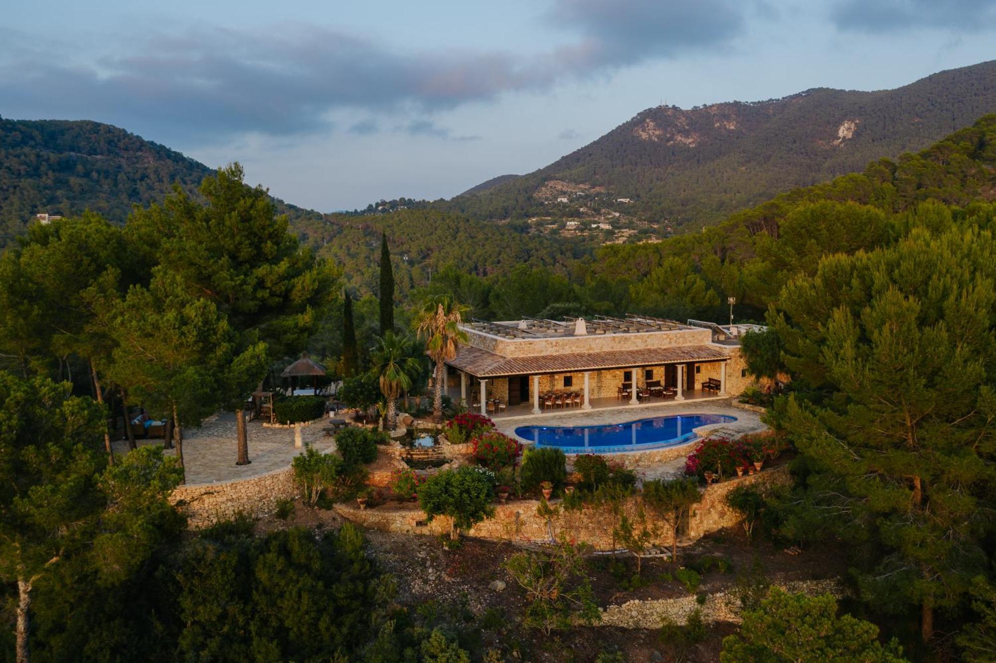 Villa & Guesthouse Paissa D'En Bernat Cala Tarida  Esterno foto