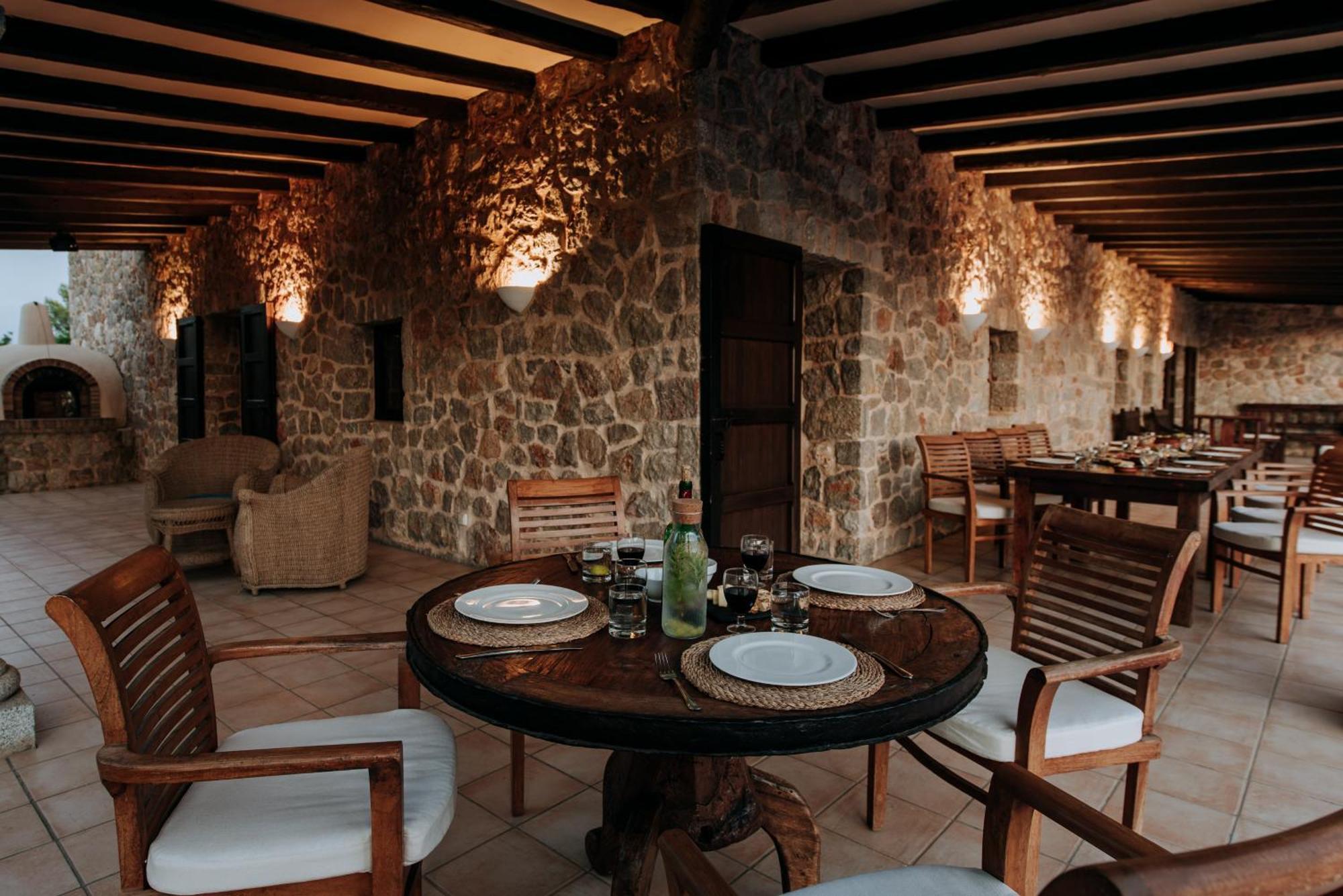 Villa & Guesthouse Paissa D'En Bernat Cala Tarida  Esterno foto